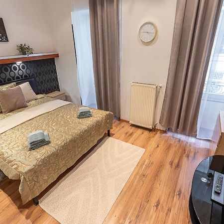 City Vibes Apartment - 3 Bdrms Βουδαπέστη Εξωτερικό φωτογραφία