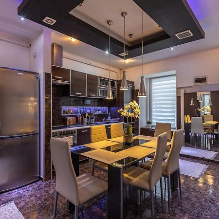 City Vibes Apartment - 3 Bdrms Βουδαπέστη Εξωτερικό φωτογραφία